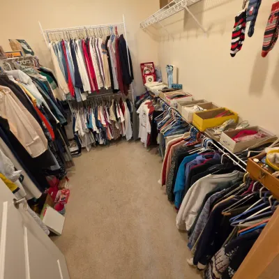 Sale Photo Thumbnail #194