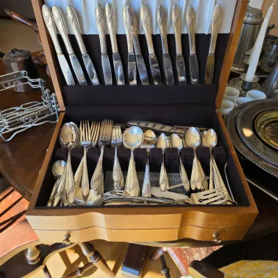 Sale Photo Thumbnail #151