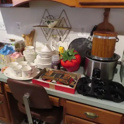 Estate sale photo