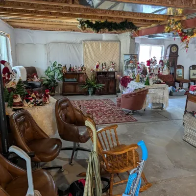 Estate sale photo