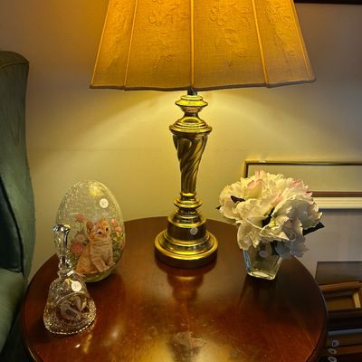Sale Photo Thumbnail #4: Pair of vintage brass table lamps. Both need new switches. 