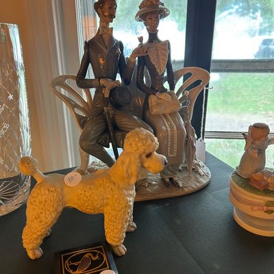 Sale Photo Thumbnail #15: Large Lladro couple on bench. 