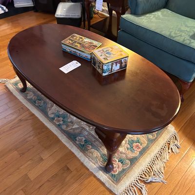 Sale Photo Thumbnail #25: Queen Anne style solid wood oval coffee table with cabriole legs.