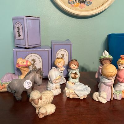 Sale Photo Thumbnail #251