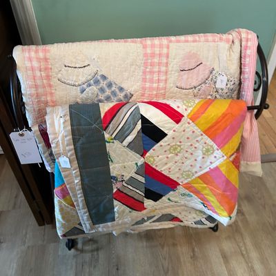 Sale Photo Thumbnail #285: Vintage quilts. 