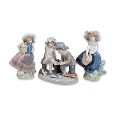 3pc Lladro Porcelain Figurines, Try This One 5361, Sweet Scent 5221 & Pretty Pickings 5222