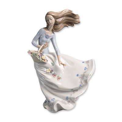 Lladro Petals of The Wind Porcelain Figurine 6767