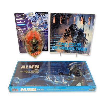 Three Kenner Alien and Aliens Collectibles
