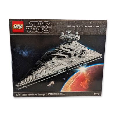 LEGO Star Wars Ultimate Collector Series Imperial Star Destroyer 75252