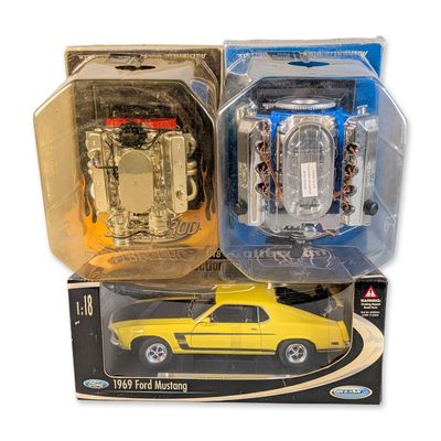 3pc Welly 1:18 Ford Mustang Boss 302 and Liberty Classics Engine Models