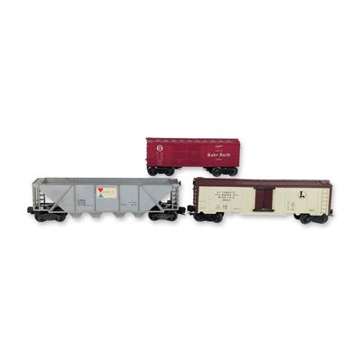 Three Lionel O-Gauge Postwar Rolling Stock Cars