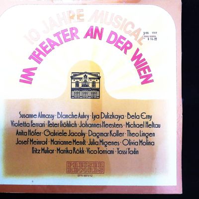 Sale Photo Thumbnail #577: Double-LP Album Sleeve 10 JAHRE MUSICAL IM THEATER AN DER WIEN PREISER RECORDS