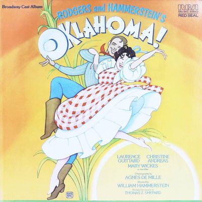 Sale Photo Thumbnail #424: Rodgers and Hammersteins Oklahoma! Broadway Cast Album LP, RCA Red Seal