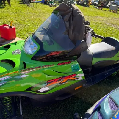 Sale Photo Thumbnail #19: Arctic Cat ZR 600 snowmobile in lime green with variable exhaust valve