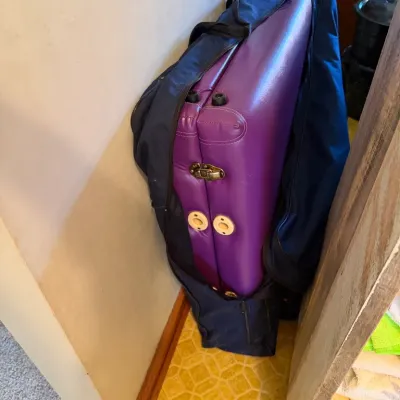 Sale Photo Thumbnail #180: Portable folding massage table