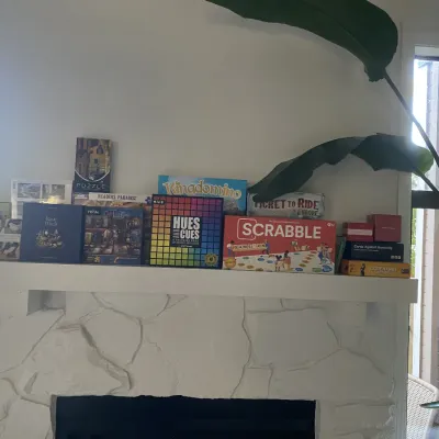 Sale Photo Thumbnail #9: Tons of games