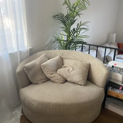 Sale Photo Thumbnail #13: Swivel love seat