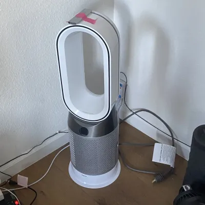Sale Photo Thumbnail #12: Dyson fan, Hyperice Viper vibrating foam roller
