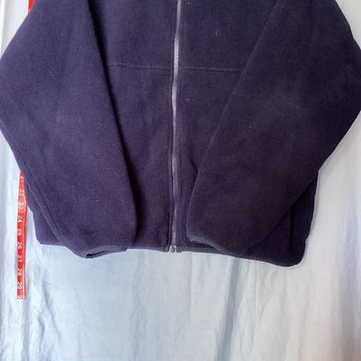 Sale Photo Thumbnail #420: L.L. Bean Outdoors dark navy blue full-zip fleece jacket. Features a high collar, zipper front with L.L. Bean pull tab, and side hand pockets. Made from 100% polyester fleece. Shows light pre-owned wear with minimal pilling and no major flaws visible. Tot