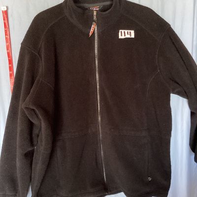 Sale Photo Thumbnail #413: L.L. Bean black full-zip fleece jacket featuring a high collar, hand pockets, and an internal cinch waist toggle drawcord for an adjustable fit. Front measures approximately 28 inches in length. In good pre-owned condition with light signs of wear consist