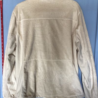 Sale Photo Thumbnail #482: L.L. Bean women's full-zip plush fleece jacket in cream. Made from 100% recycled polyester. Features zipper hand pockets and tan accent zipper pulls. Length measures approximately 27-28 inches. Overall good pre-owned condition with some minor discoloratio