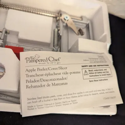 The Pampered Chef Apple Peeler, Corer, and Slicer