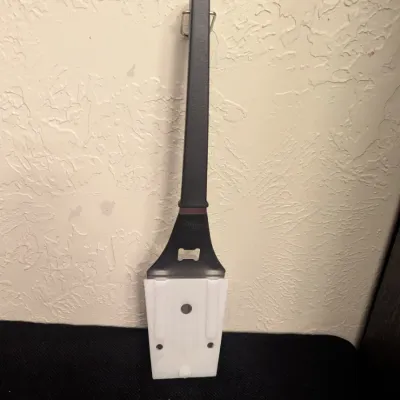 The Pampered Chef Stainless Steel Spatula with Blade Guard