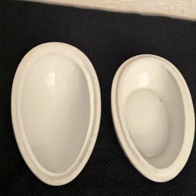Vintage 1974 Avon Porcelain Butterfly Egg Trinket Box