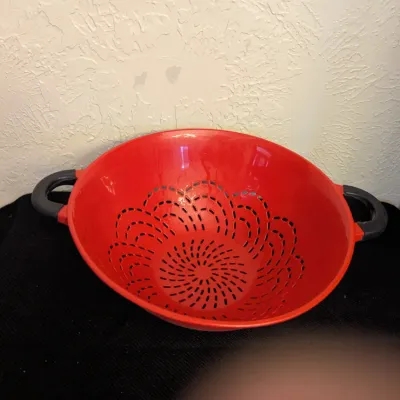 Farberware Red Plastic Colander with Black Handles