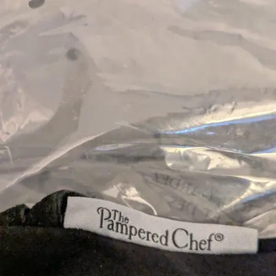 The Pampered Chef Black Suede BBQ Mitt (Style 2696)