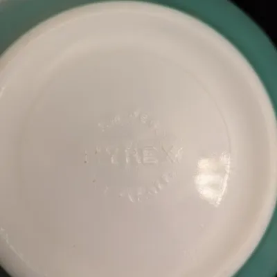 Vintage Pyrex Turquoise Blue Mixing Bowl