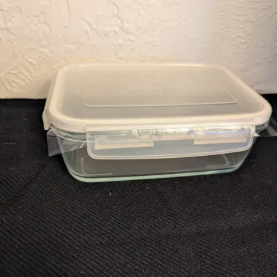 The Pampered Chef Leak-Proof Glass Container - 5.25 Cup