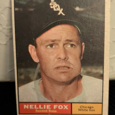 1961 Topps Nellie Fox #30 Chicago White Sox Baseball Card