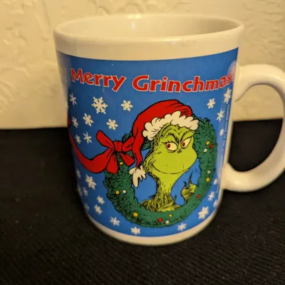Vintage Hallmark Dr. Seuss How the Grinch Stole Christmas Mug
