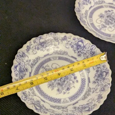 Set of 4 Vintage Blue and White Floral Ceramic Bowls