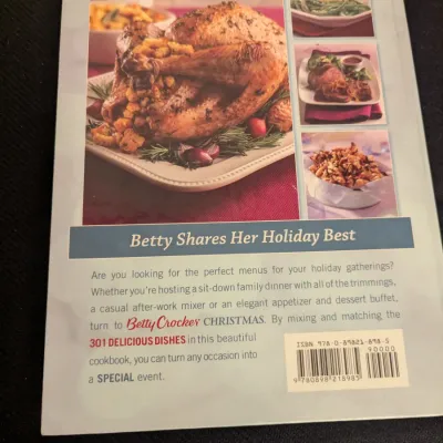 Betty Crocker Christmas Cookbook
