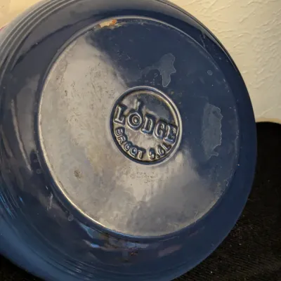 Lodge 6-Quart Blue Enameled Cast Iron Dutch Oven
