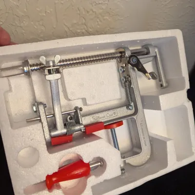 The Pampered Chef Apple Peeler, Corer, and Slicer