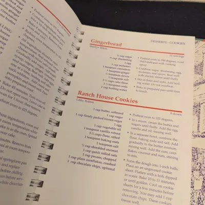 "Applause: Oklahoma's Best Performing Recipes" Spiral Cookbook