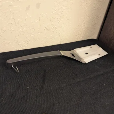 The Pampered Chef Stainless Steel Spatula with Blade Guard