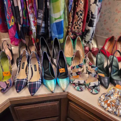 Sale Photo Thumbnail #101