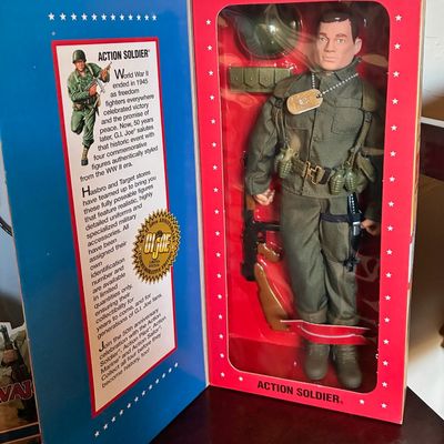 Sale Photo Thumbnail #170: Hasbro G.I. Joe 50th Anniversary WWII Action Soldier figure, mint in box with original accessories.