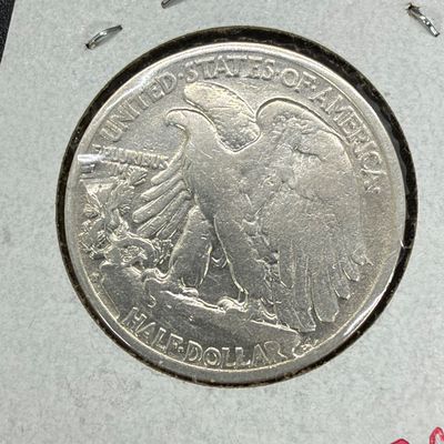 LOT 59: Collection of Walking Liberty Half Dollars - 90% Silver - Six U.S. Coins