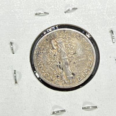 LOT 124: Collection of Mercury Dimes - 90% Silver - 12 U.S. Coins