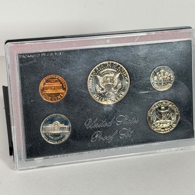 LOT 57: Various United States Mint Proof Coins - 1970s / 80s