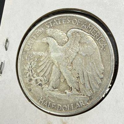LOT 64: Collection of Walking Liberty Half Dollars - 90% Silver - Six U.S. Coins