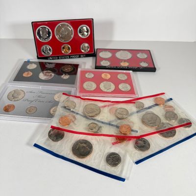LOT 57: Various United States Mint Proof Coins - 1970s / 80s