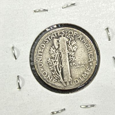 LOT 124: Collection of Mercury Dimes - 90% Silver - 12 U.S. Coins