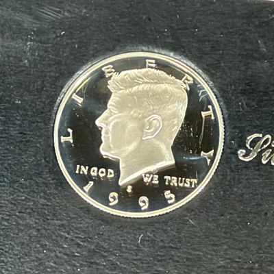 LOT 44: United States Mint Silver Proof Set 1995