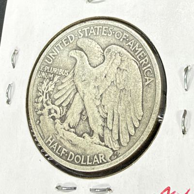 LOT 67: Collection of Walking Liberty Half Dollars - 90% Silver - Six U.S. Coins